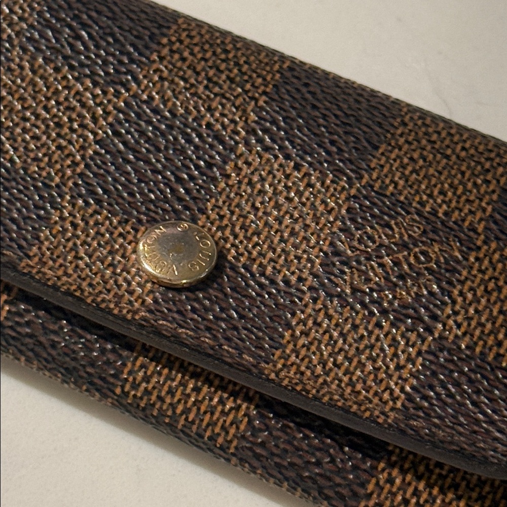 Louis Vuitton Damier Ebene (4) Key Case Authentic Wallet
